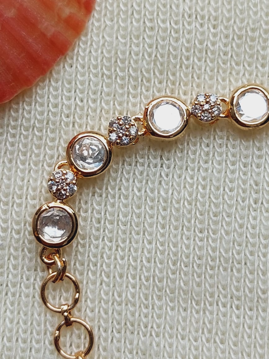 Elegant Gold-Toned Adjustable Kundan Bracelet with Sparkling Gems