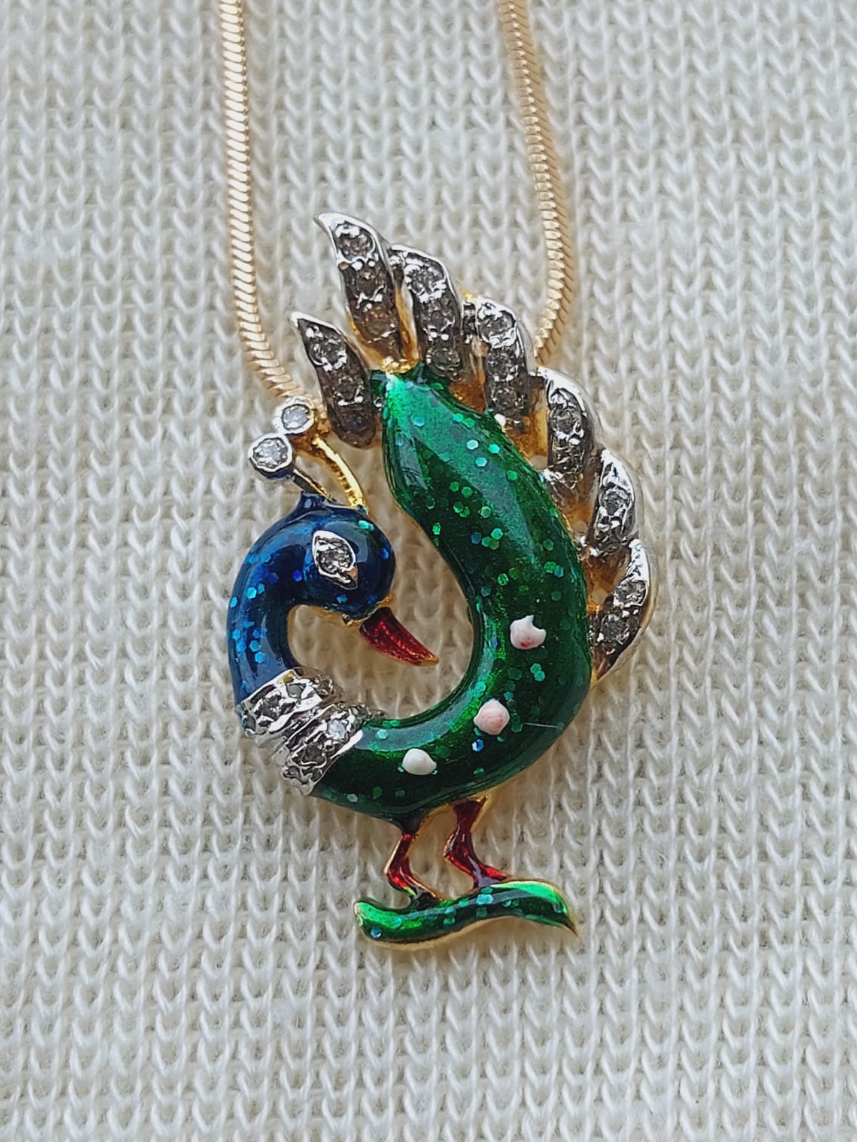 Meenawork Peacock Necklace with Sparkling Jewel-Encrusted Designer Chain on Knitted Fabric