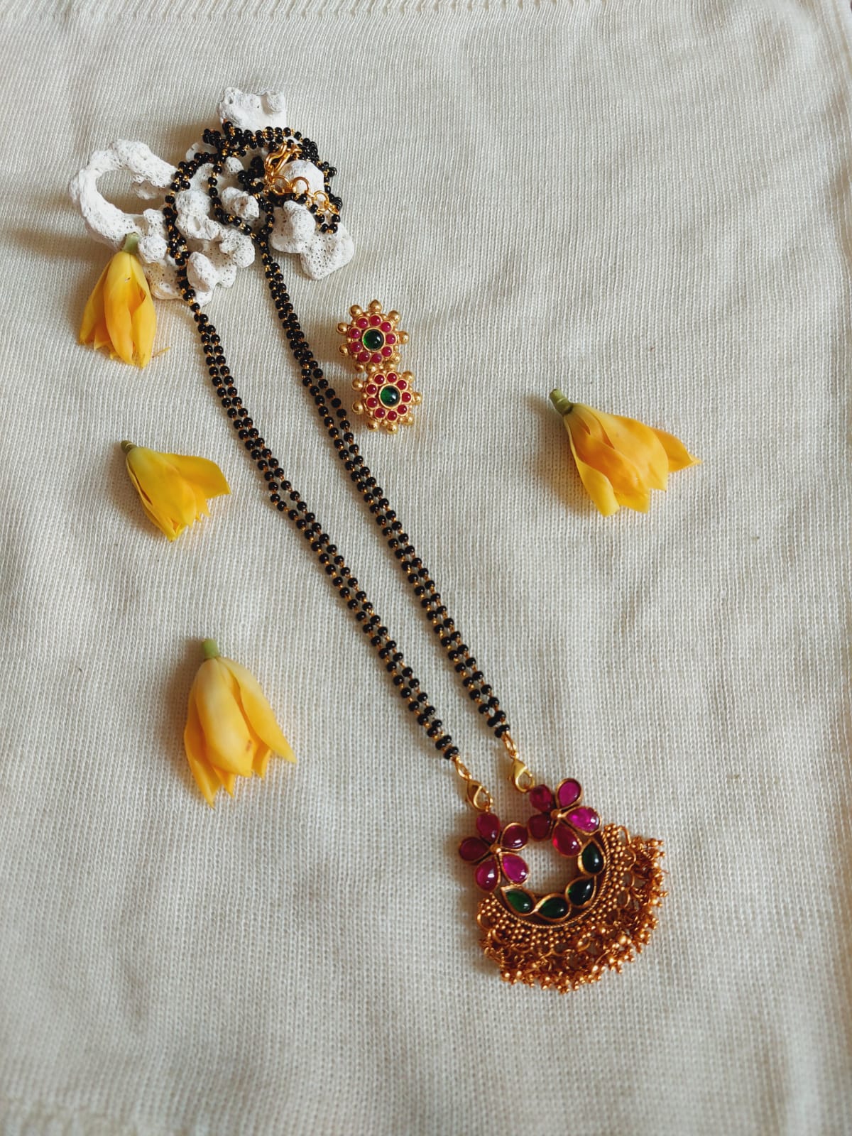Elegant Temple Mangalsutra with Floral Accents