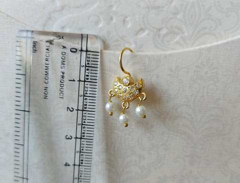 Small Cute Chandrakor Bugdi Cum Earring White