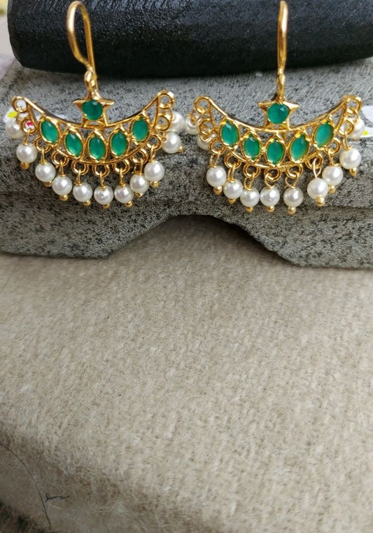 Green Chandrakor Bugdi cum Earring