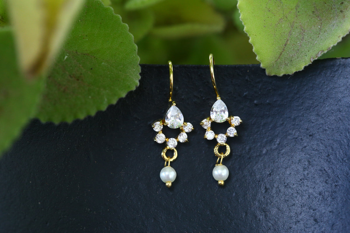 Small Cute White Stone Bugdi