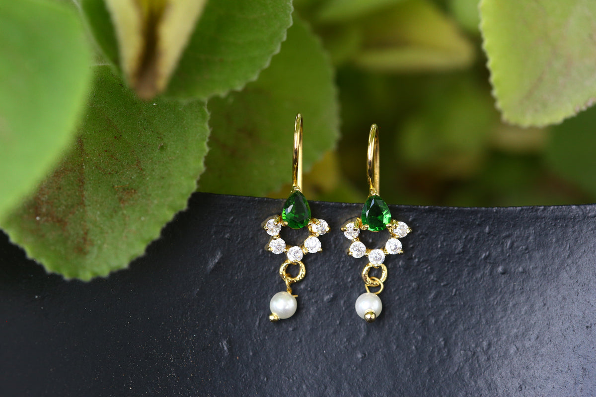 Small Cute Green Stone Bugdi