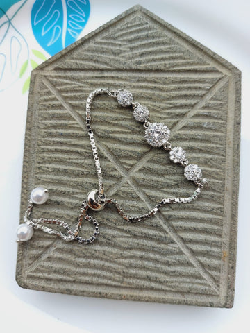 High Quality American Diamond Silver Adjustable Bracelet