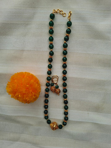 Elegant Green Bead Neacklace