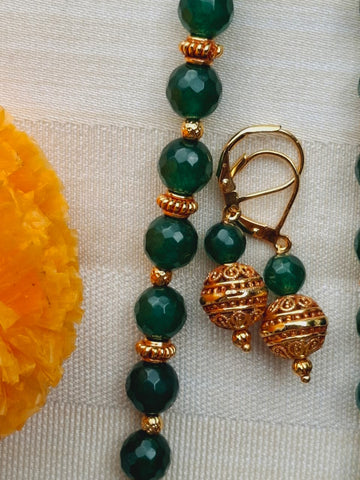 Elegant Green Bead Neacklace