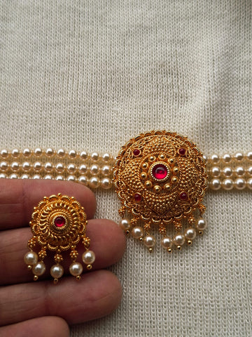 Simple Elegant Antique Pendant Swaroski Pearl Choker