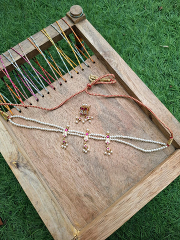3 Patti Small Cute 3 White Stone Chinchpeti