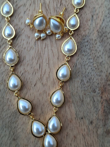 Half Pearl Leaf Shape Necklace