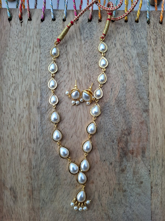 Half Pearl Leaf Shape Necklace