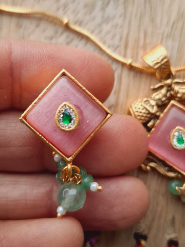 Geen Pink Elephant Minimal Designer Set