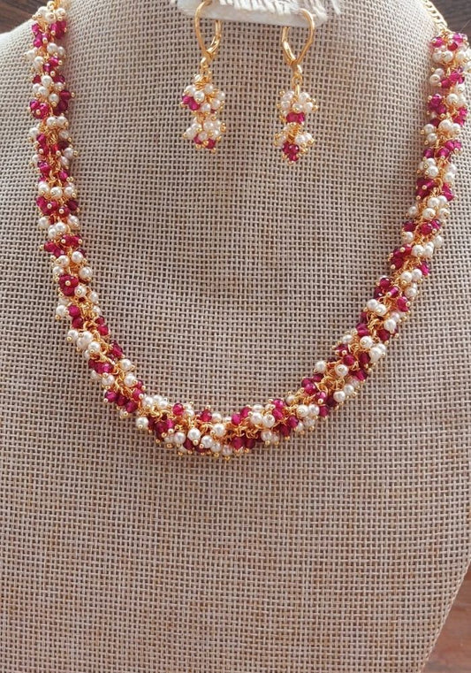 Red Crystal Pearls Bunch Necklace