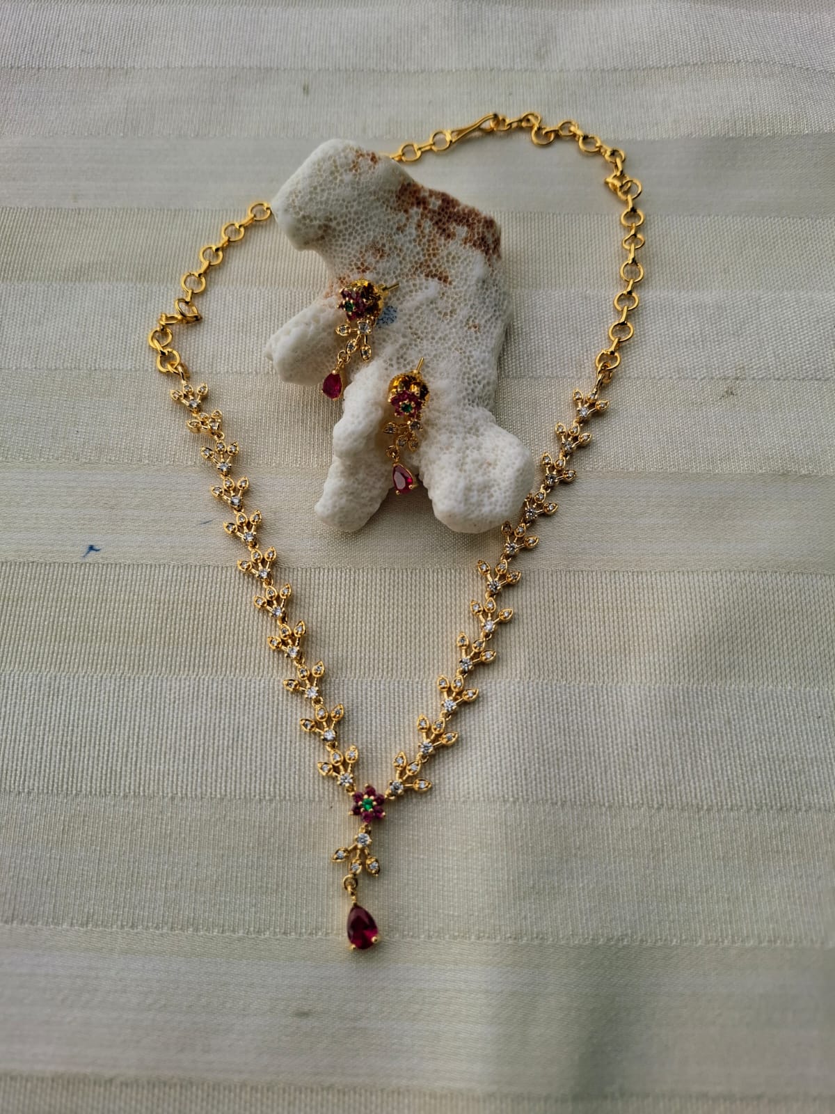 American Diamond Set (Medhavi)