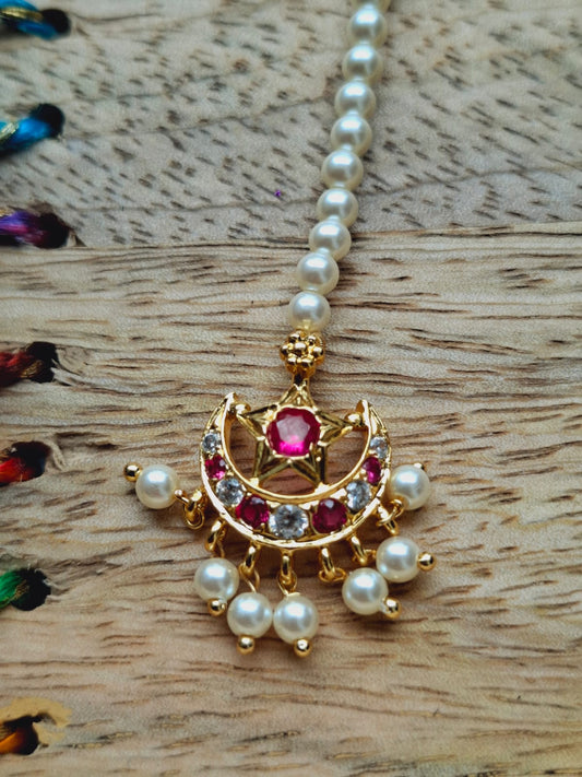 Chandrakor Pearl Maang Tika