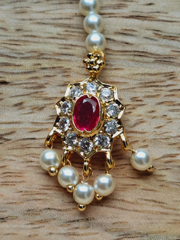 Shravani Pearl Maang Tika