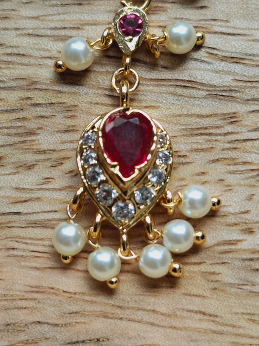 Radha Pearl Maang Tika