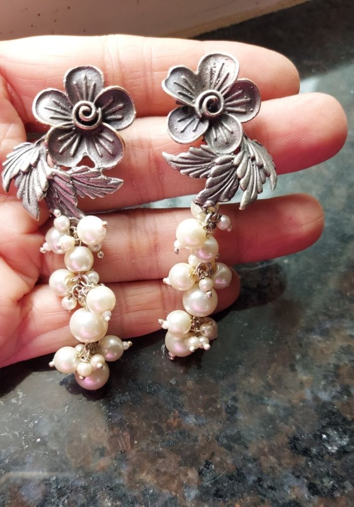 Flower Pearl Earrings