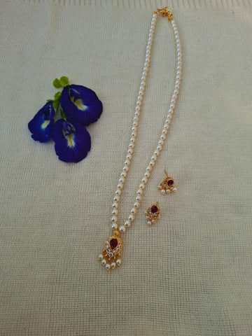 Single Pendant Pearl Set (Petal)