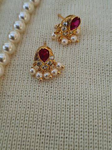 Single Pendant Pearl Set (Radha)