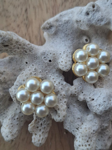 Evergreen Simple Pearl Kudi