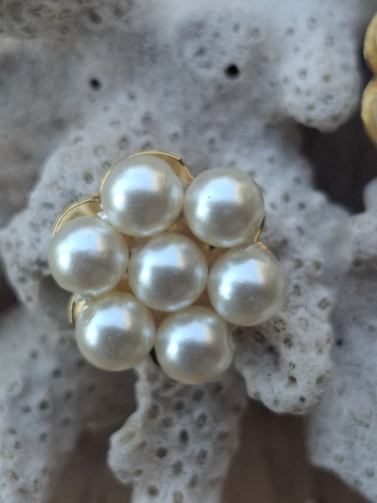 Evergreen Simple Pearl Kudi