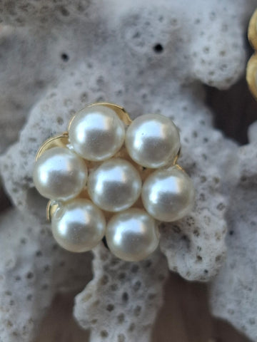 Evergreen Simple Pearl Kudi