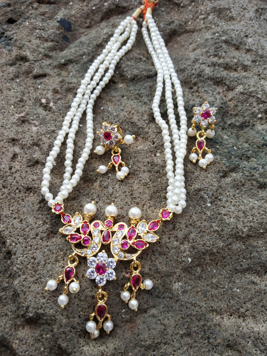 Two Peacock Flower Tanmani