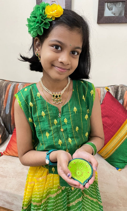 Classic Round Tanmani