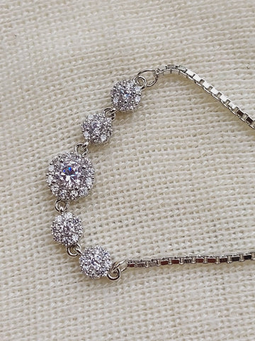 Beautiful Adjustable Diamond Bracelet Round