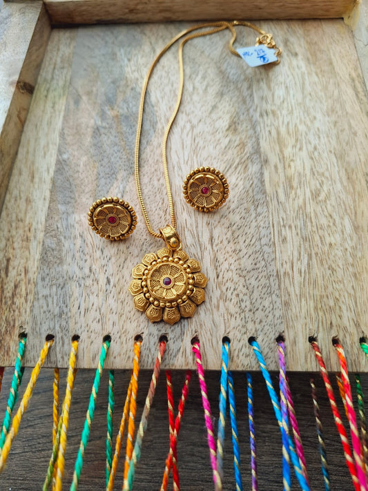 Antique Designer Flower Necklace Set