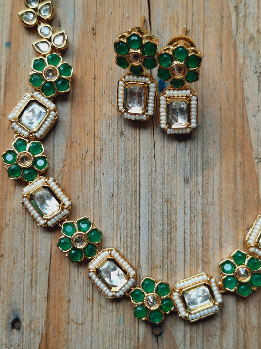 Manaswi Designer Green White Flower Set