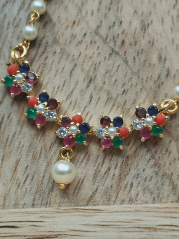 Single Pendant Pearl Set (Navratna)