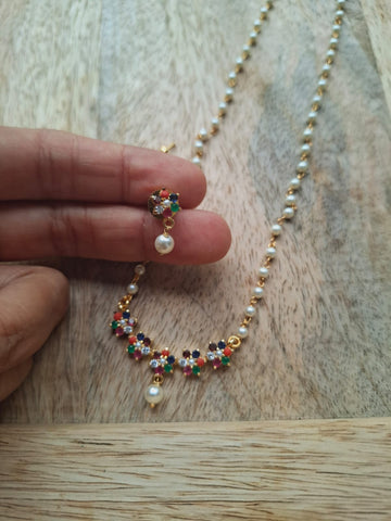 Single Pendant Pearl Set (Navratna)