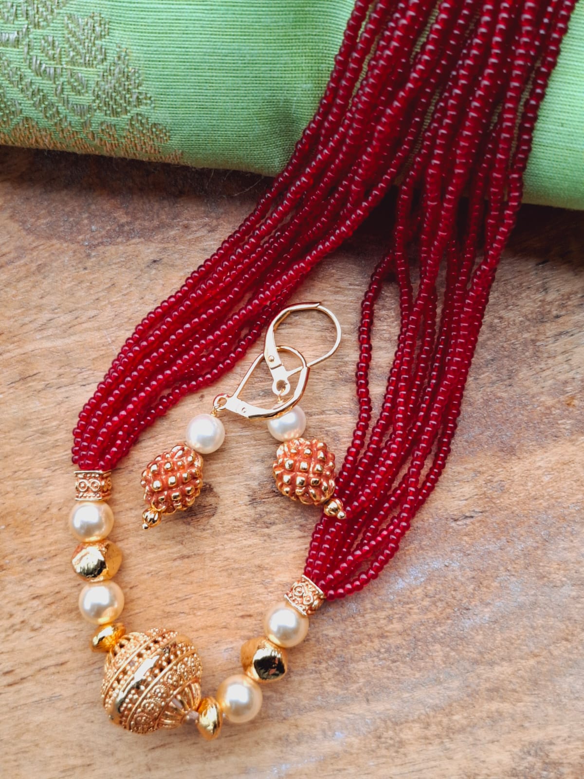 Evergreen Golden Red Bead Necklace Set (Vaidehi)