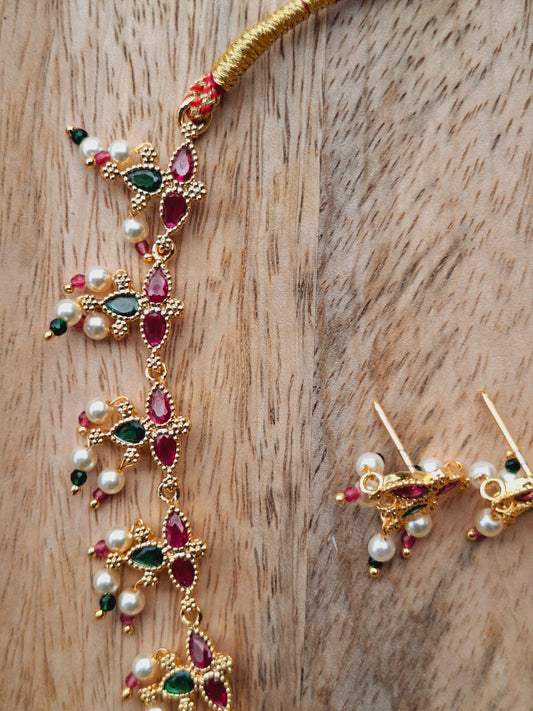 Sundara Three Leaf Necklace Set Multicoloured