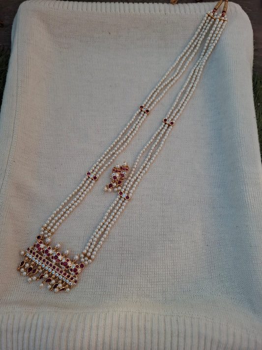 Designer Five Flower Square Pendant Long Tanmani 3 Line Haar