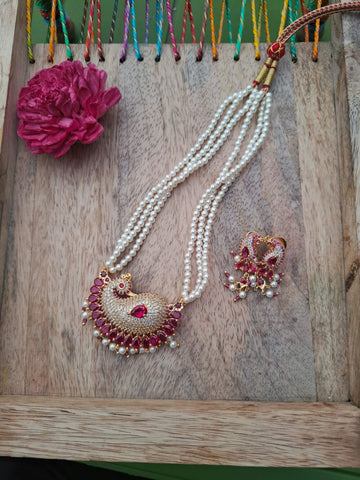 Stunning Stone Peacock Tanmani