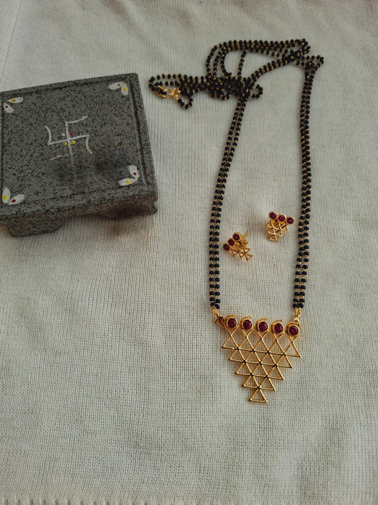 Traditional Saraswati Mangalsutra Dark Pink