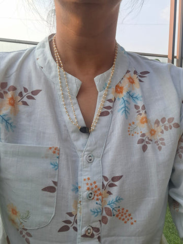 Black Stone 2 Lyre Pearl Chain 18 Inch