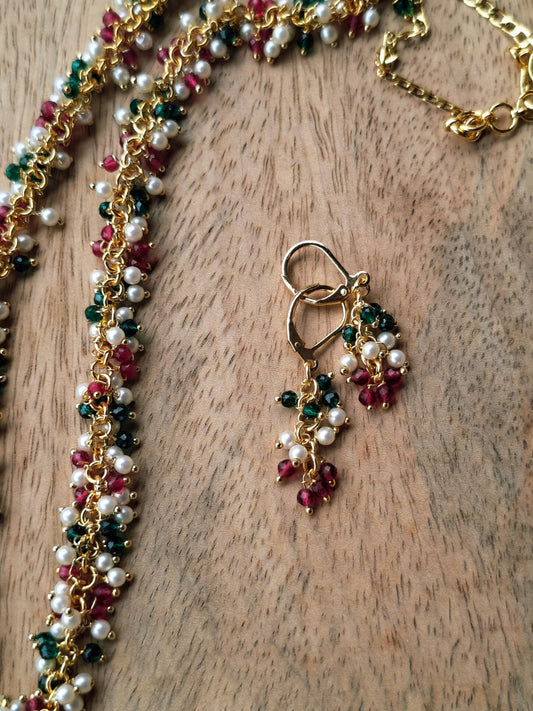 Multicoloured Crystal Pearls Gajra Necklace