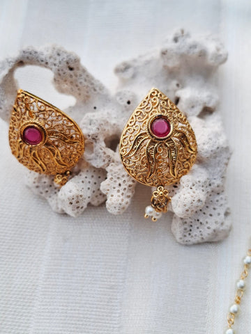 Designer Pendant Basra Pearl Set