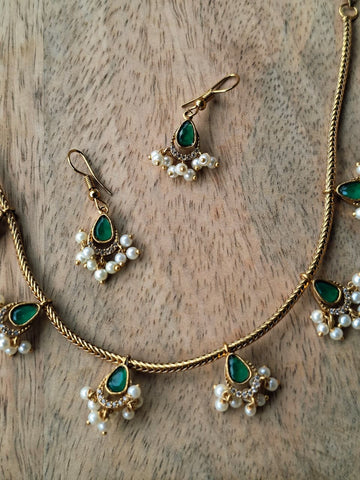 Cute Green Tanmani Style Minimal Necklace