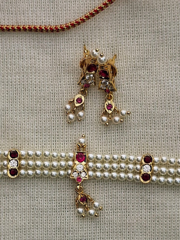3 Patti Small Cute Three White Stone Dark Pink Chinchpeti