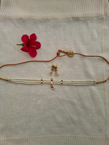 3 Patti Small Cute Three White Stone Dark Pink Chinchpeti