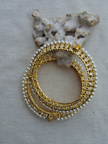 Traditional Pearl Tode Full White. Set of 2.
