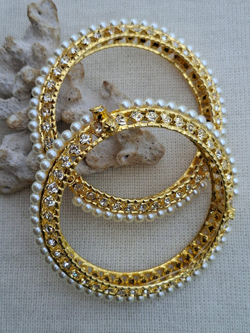 Traditional Pearl Tode Full White. Set of 2.