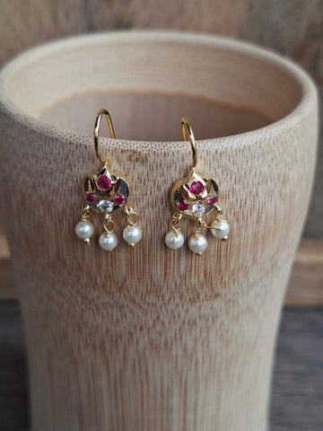 Small Cute Chandrakor Bugdi Cum Earring Traditional