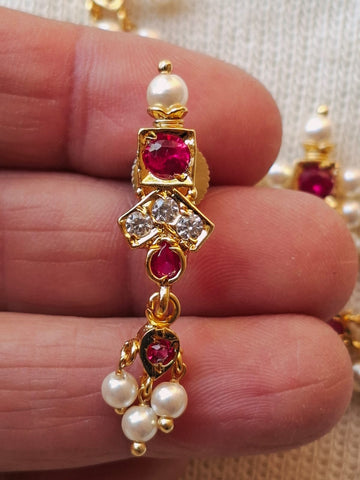 11 Patti Dark Pink 3 White Stone Triangle Chinchpeti