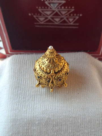 Haldi Kumkum Karanda Nakshi