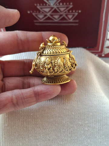 Haldi Kumkum Karanda Devi